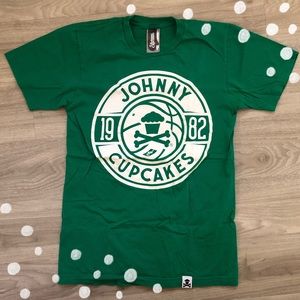 Johnny Cupcakes T